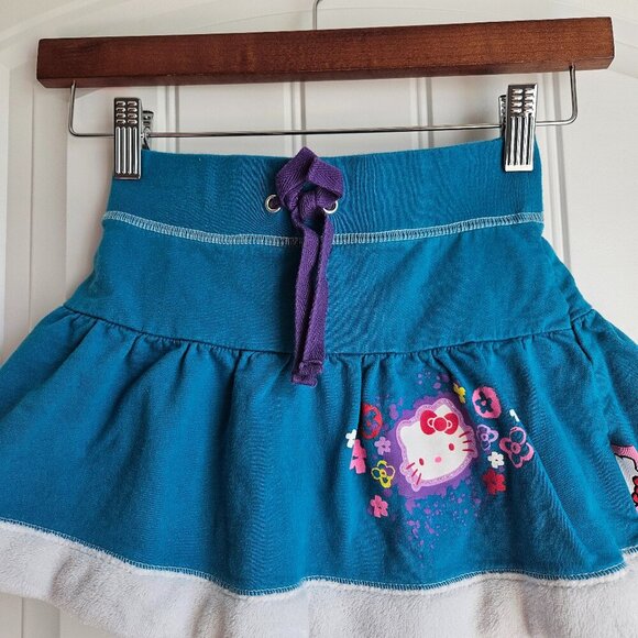 Sale 🎉4/$25 or $15 Girl's Hello Kitty Skort Size S Teal - Picture 1 of 6